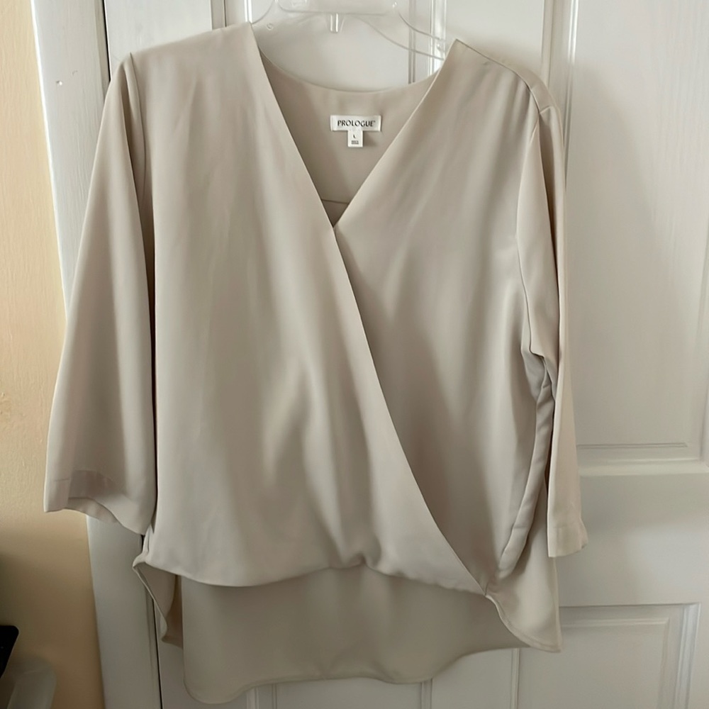 Prologue large cream top